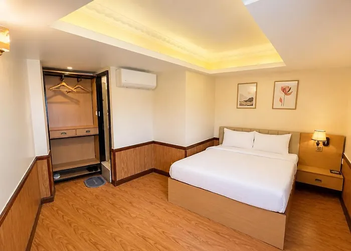 Hotel Boudha Mandala *